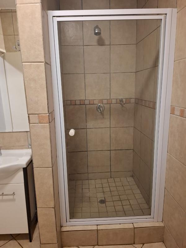 1 Bedroom Property for Sale in Tyger Valley Gauteng