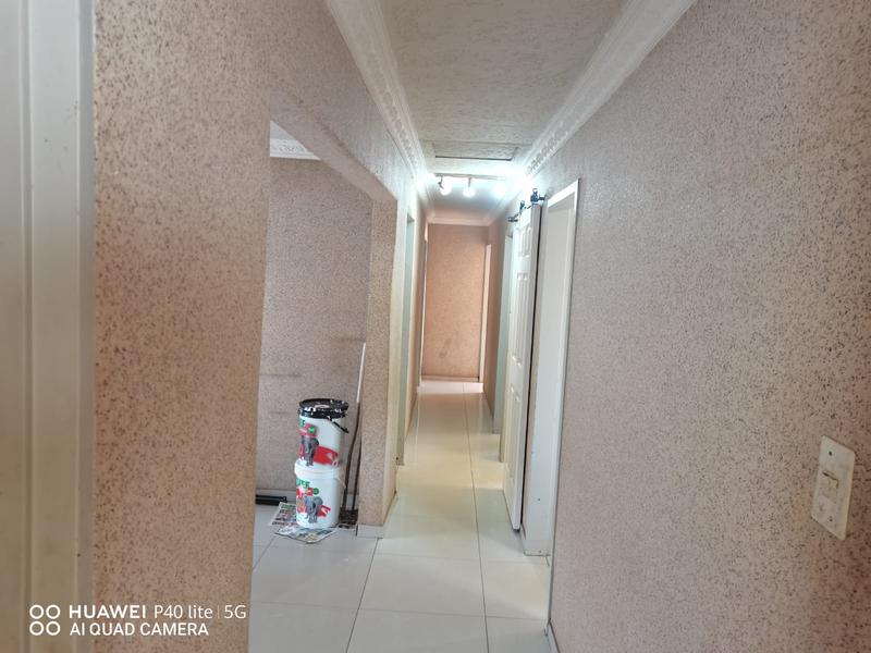 4 Bedroom Property for Sale in Beverley Hills Gauteng