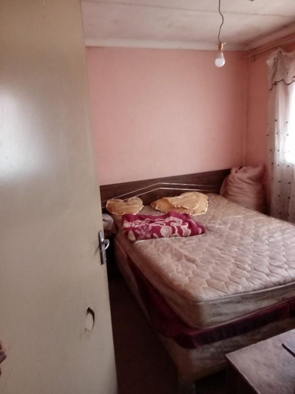 2 Bedroom Property for Sale in Lakeside Gauteng