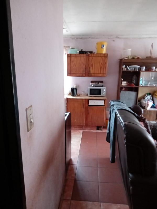 2 Bedroom Property for Sale in Lakeside Gauteng