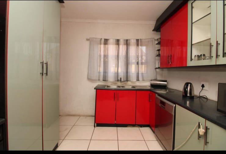 3 Bedroom Property for Sale in Golden Gardens Gauteng