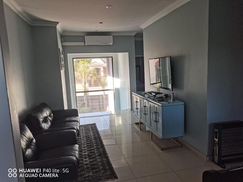 5 Bedroom Property for Sale in Vanderbijlpark SE 8 Gauteng