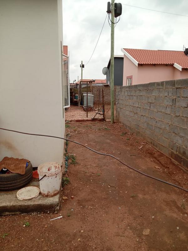 2 Bedroom Property for Sale in Savanna City Gauteng