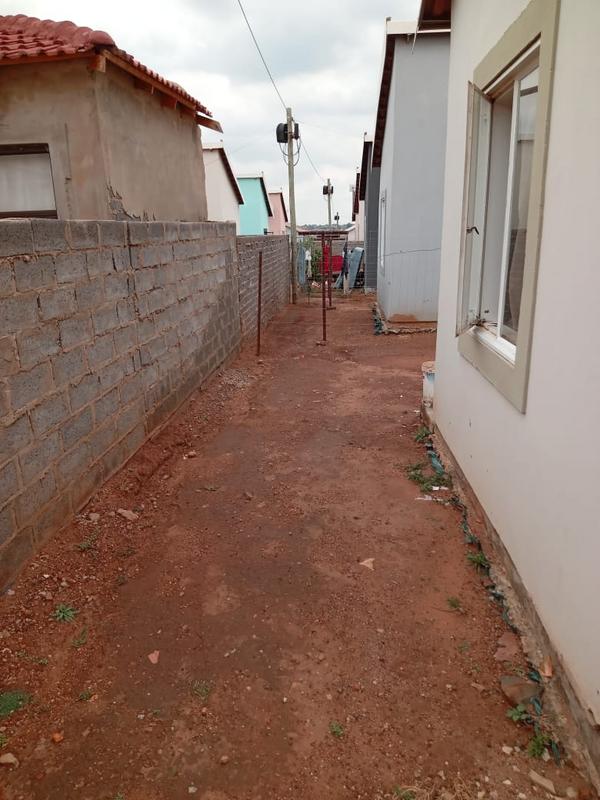 2 Bedroom Property for Sale in Savanna City Gauteng