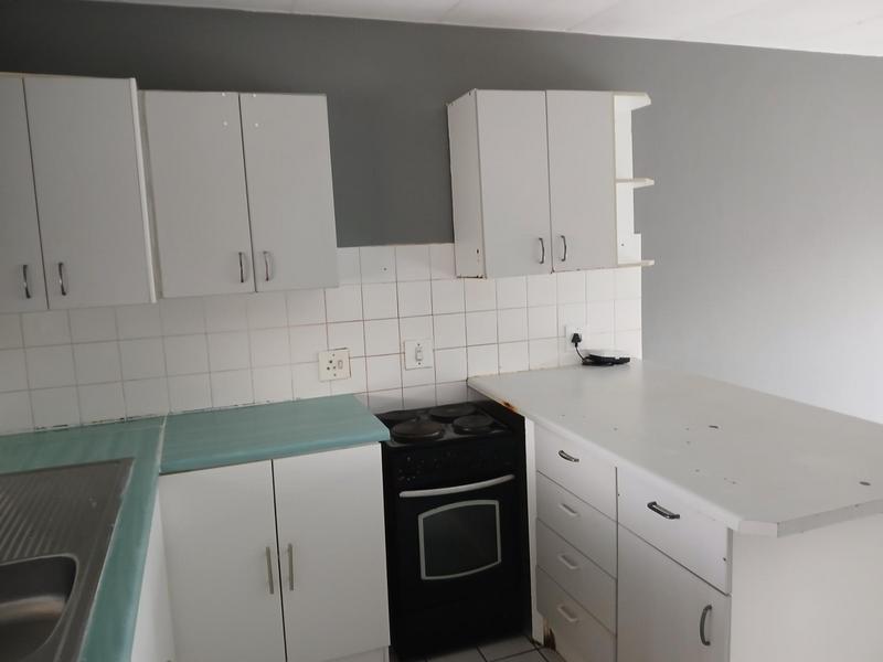 To Let 3 Bedroom Property for Rent in Lindhaven Gauteng