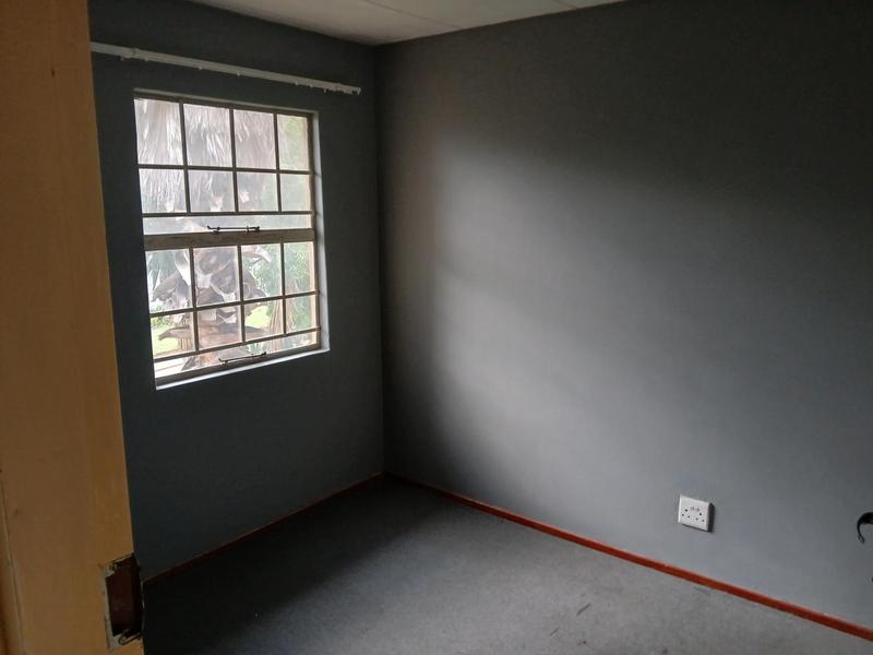 To Let 3 Bedroom Property for Rent in Lindhaven Gauteng