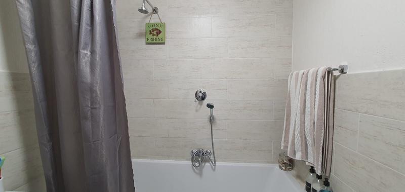 1 Bedroom Property for Sale in Atlasville Gauteng