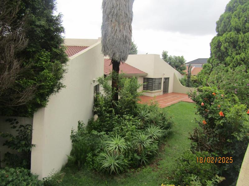 5 Bedroom Property for Sale in Spruit View Gauteng