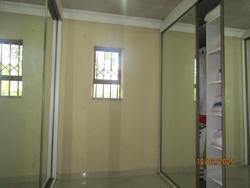 5 Bedroom Property for Sale in Spruit View Gauteng