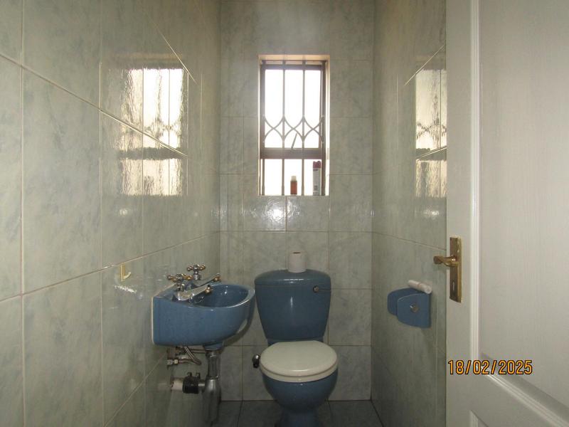 5 Bedroom Property for Sale in Spruit View Gauteng