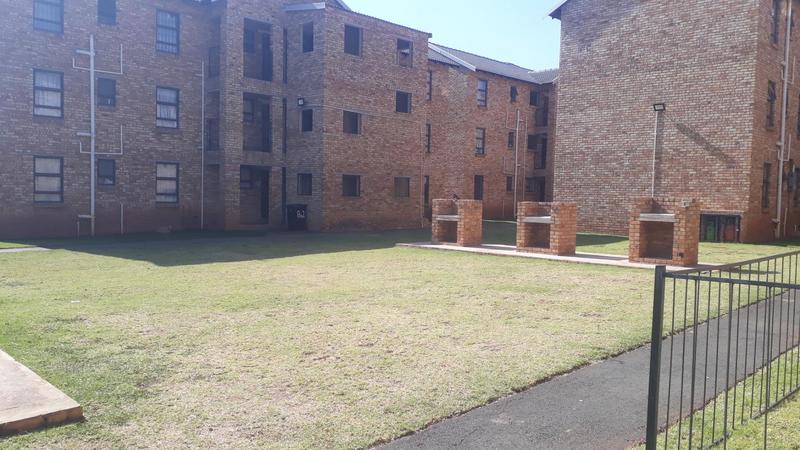 3 Bedroom Property for Sale in Roodepoort Gauteng