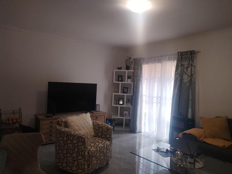 3 Bedroom Property for Sale in Roodepoort Gauteng