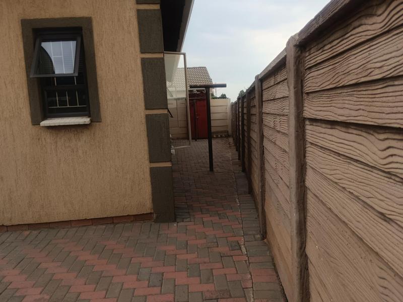 3 Bedroom Property for Sale in Sky City Gauteng