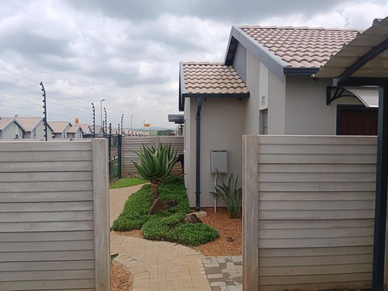 2 Bedroom Property for Sale in Sky City Gauteng