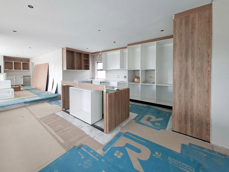 5 Bedroom Property for Sale in Midstream Estate Gauteng