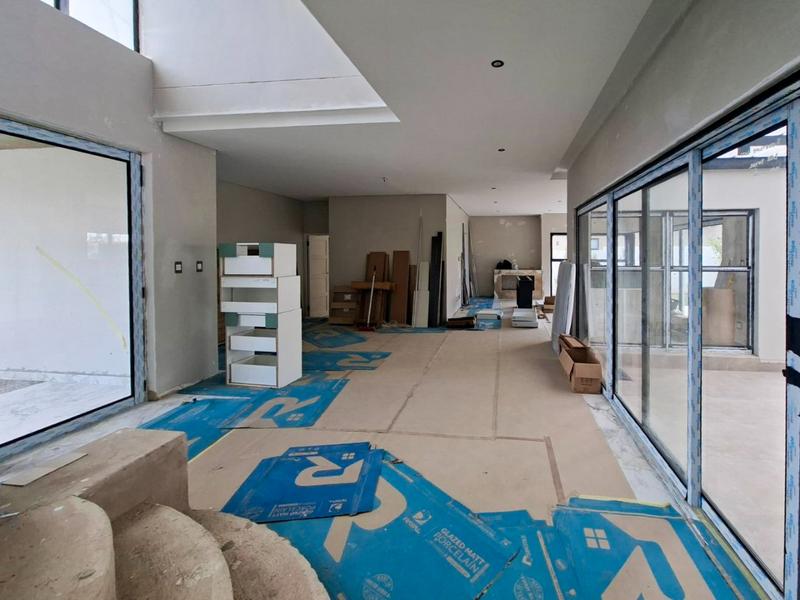 5 Bedroom Property for Sale in Midstream Estate Gauteng