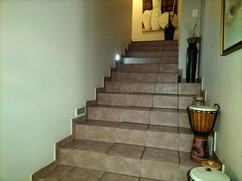 6 Bedroom Property for Sale in Clubview Gauteng