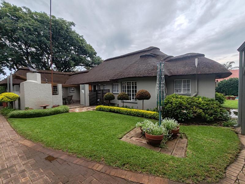 3 Bedroom Property for Sale in Rooihuiskraal Gauteng