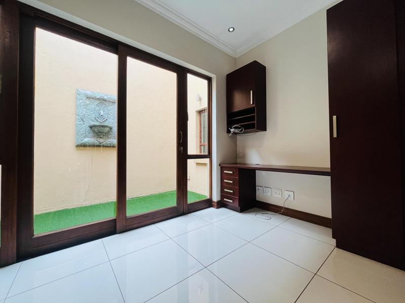 4 Bedroom Property for Sale in Serengeti Lifestyle Estate Gauteng