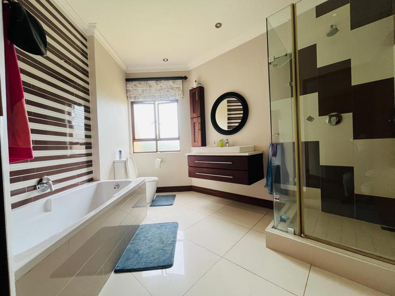4 Bedroom Property for Sale in Serengeti Lifestyle Estate Gauteng