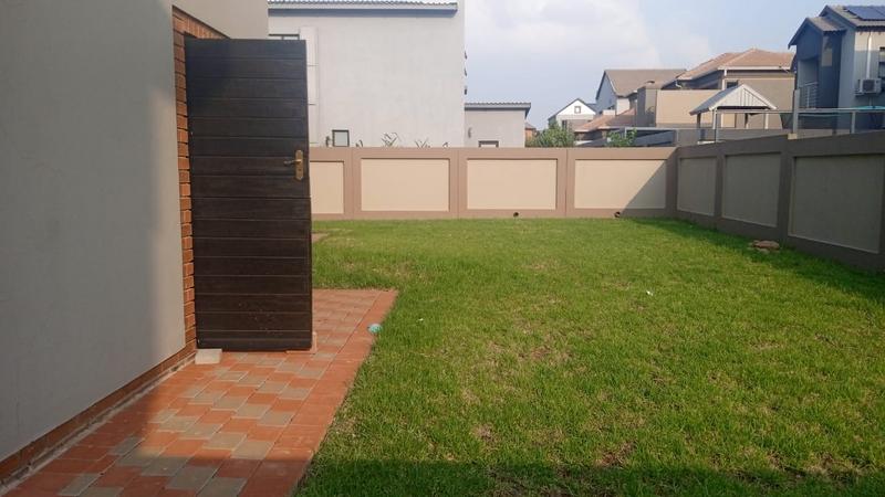 3 Bedroom Property for Sale in Zambezi Manor Lifestyle Estate Gauteng