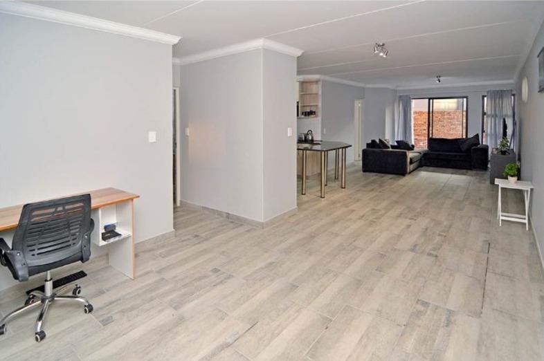 To Let 2 Bedroom Property for Rent in Northgate Gauteng