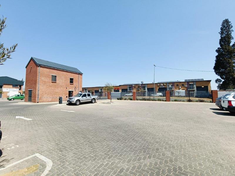 To Let commercial Property for Rent in Honeydew Gauteng