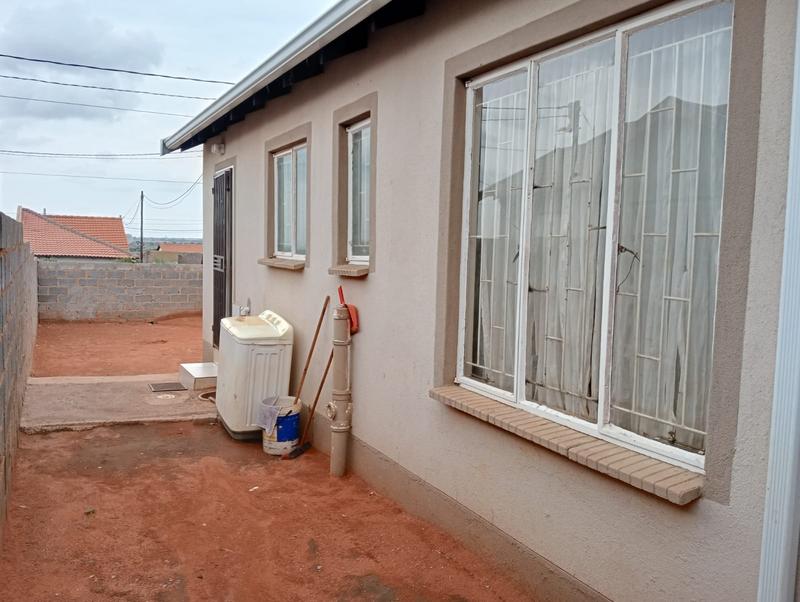 To Let 2 Bedroom Property for Rent in Kagiso Gauteng