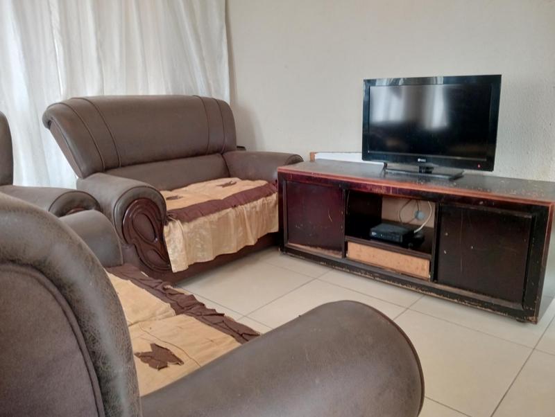 To Let 2 Bedroom Property for Rent in Kagiso Gauteng