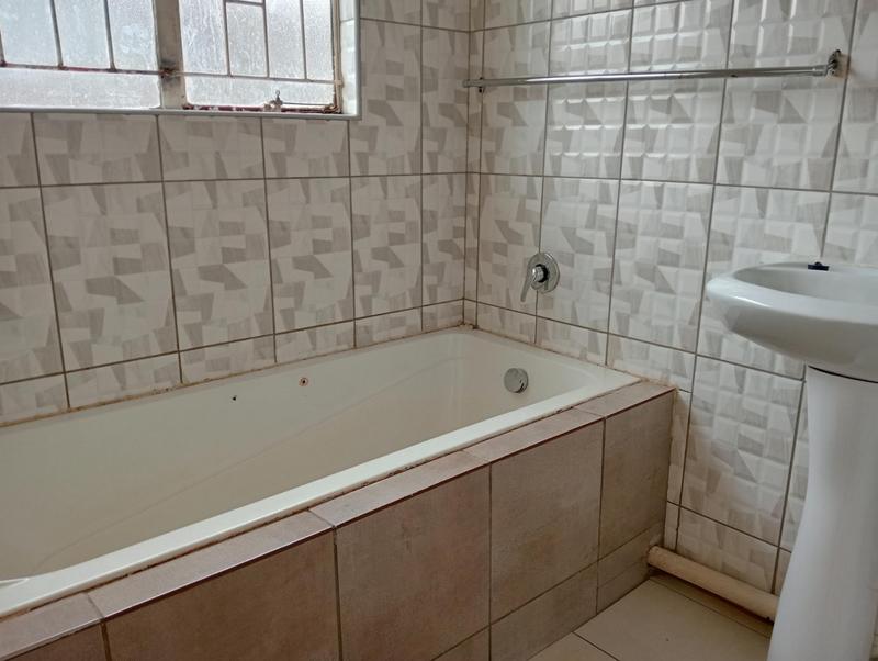 To Let 2 Bedroom Property for Rent in Kagiso Gauteng