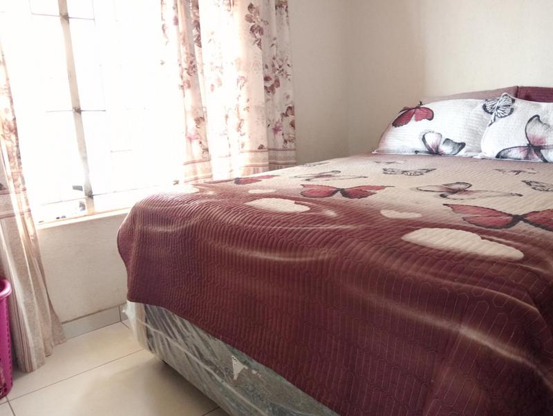 To Let 2 Bedroom Property for Rent in Kagiso Gauteng