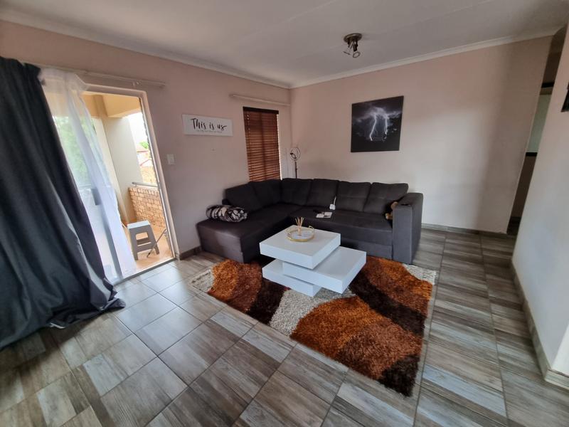 2 Bedroom Property for Sale in Theresa Park Gauteng