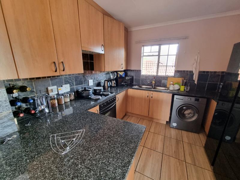 2 Bedroom Property for Sale in Theresa Park Gauteng