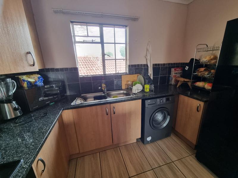 2 Bedroom Property for Sale in Theresa Park Gauteng