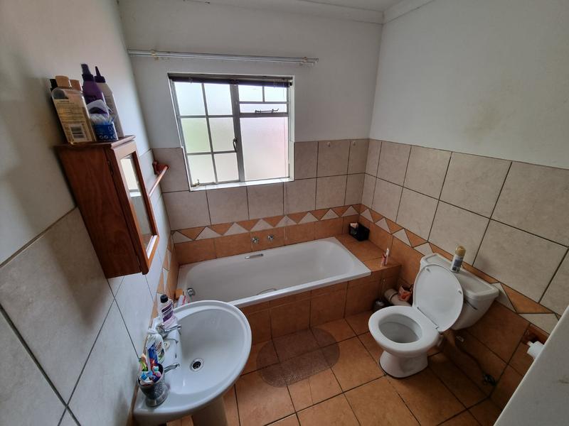 2 Bedroom Property for Sale in Theresa Park Gauteng