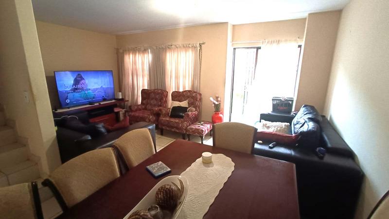 3 Bedroom Property for Sale in Annlin Gauteng