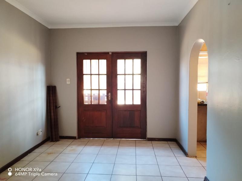4 Bedroom Property for Sale in Dersley Gauteng