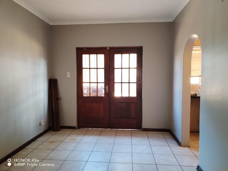 4 Bedroom Property for Sale in Dersley Gauteng