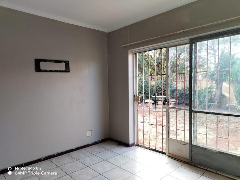4 Bedroom Property for Sale in Dersley Gauteng