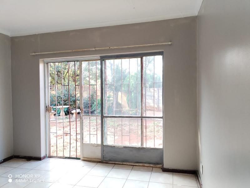 4 Bedroom Property for Sale in Dersley Gauteng