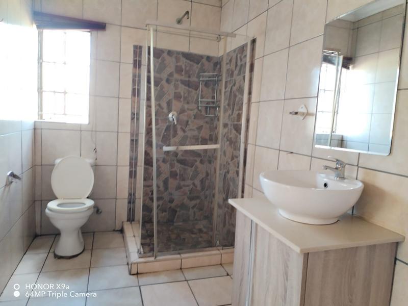 4 Bedroom Property for Sale in Dersley Gauteng