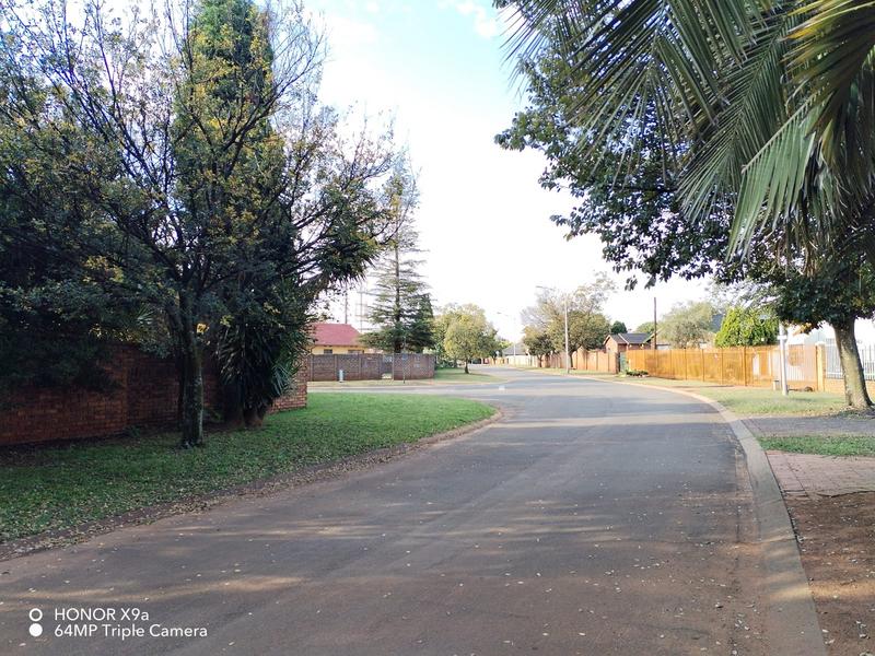 4 Bedroom Property for Sale in Dersley Gauteng