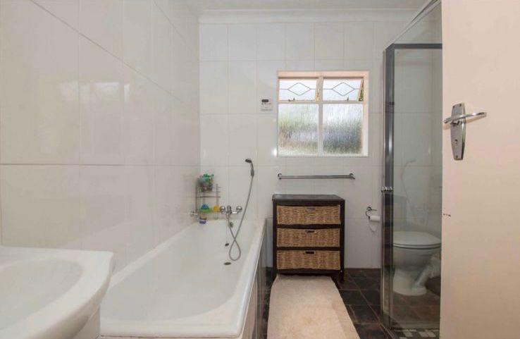 3 Bedroom Property for Sale in Roodepoort Gauteng