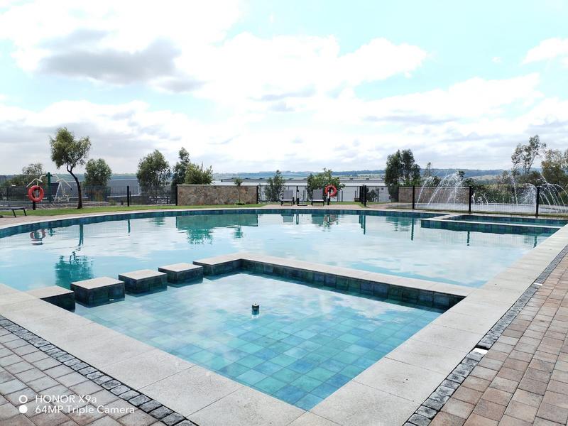 1 Bedroom Property for Sale in Linbro Park Gauteng