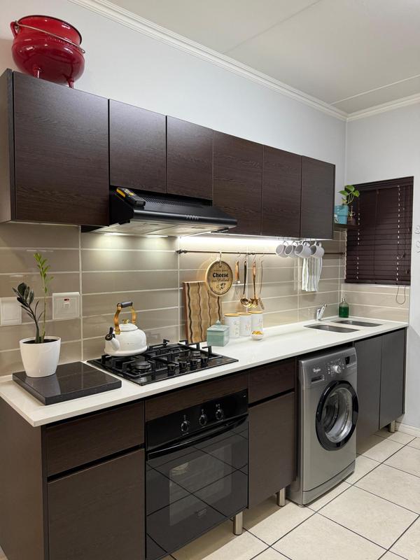 2 Bedroom Property for Sale in Greenstone Hill Gauteng
