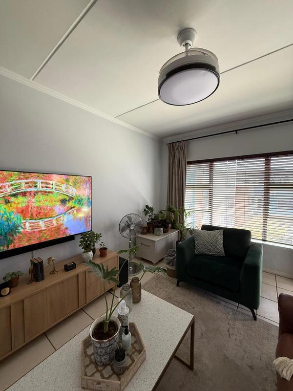 2 Bedroom Property for Sale in Greenstone Hill Gauteng