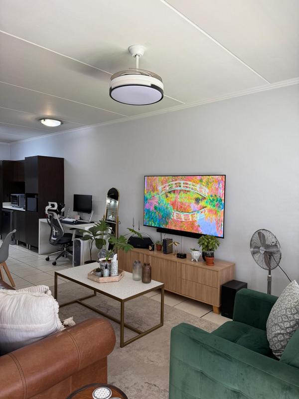 2 Bedroom Property for Sale in Greenstone Hill Gauteng