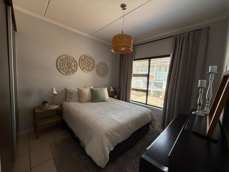 2 Bedroom Property for Sale in Greenstone Hill Gauteng