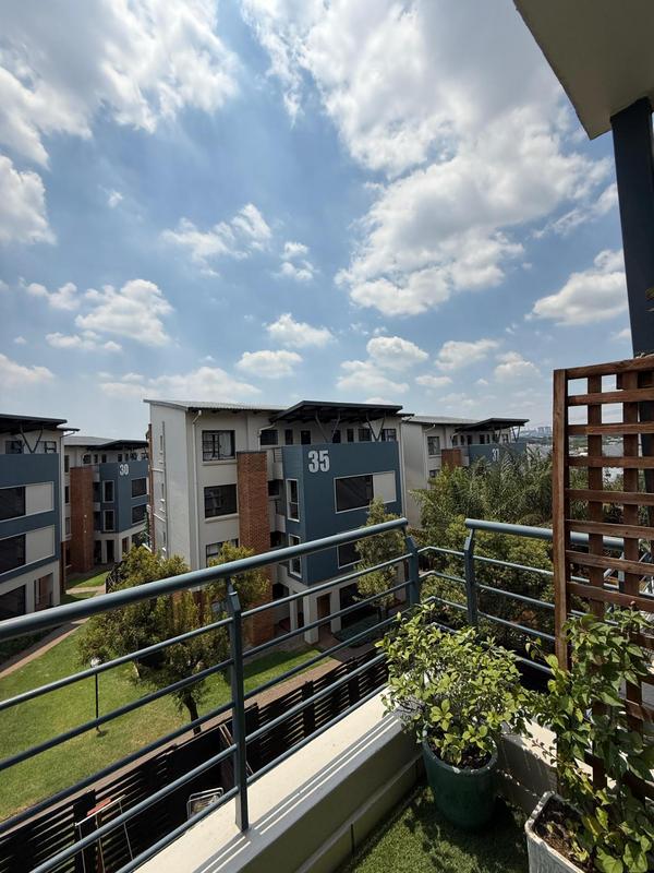 2 Bedroom Property for Sale in Greenstone Hill Gauteng