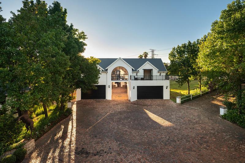 8 Bedroom Property for Sale in Beaulieu Gauteng
